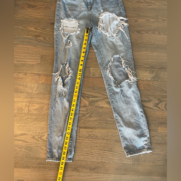 BDG Urban Outfitters Distressed Patch Work High Rise Mom Jean - Size 26 - Picture 4 of 10